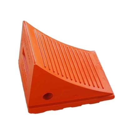 China Durable Polyurethane 30 Ton Quarrying Urethane Wheel Chock for sale