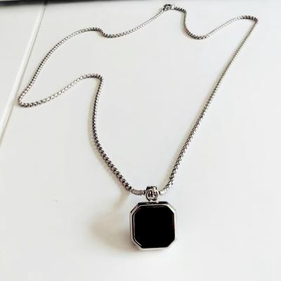 China TRENDY 2024 Hot Sale Stainless Steel Jewelry Vintage Box Chain Casual Geometric Enamel Square Pendant Necklaces for Men for sale