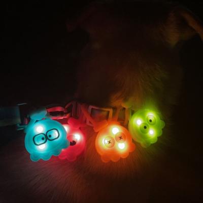 China Wholesale Cute Night Light Laroo Pet Products Dog Waterproof Silicon Stocked Clip On Collar for sale