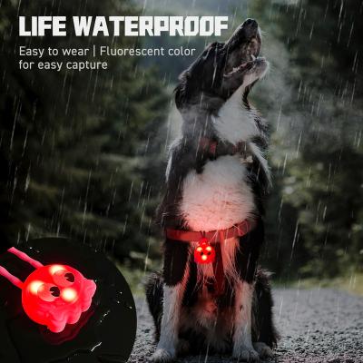 China Stocked Laroo Silicone Dog LED Clip On Waterproof Pet Collar Dog Safety Light Dog Collar Clip Flashing Light for sale