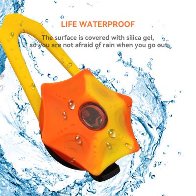 China Laroo Silicon USB Rechargeable Waterproof Dog Cat Stocked Collar Led Night Safety Clip for sale