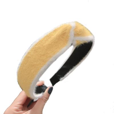 China Headbands New Arrive Autumn Winter Plush Woolen Knotted Headbands Head Circle Non-slip Makeup Headband For Women for sale