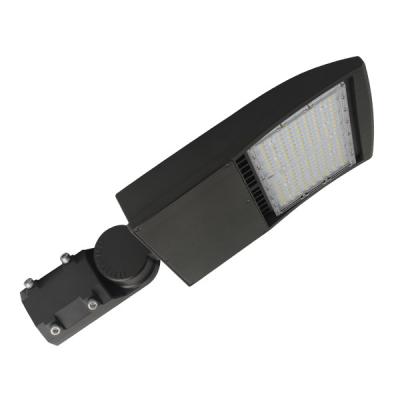 China 1-10V Dimmable IP65 DLC Shoebox Led Parking Lot Lights Ledsion for sale