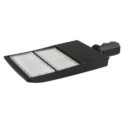 China 240W 5000K 100V LED Shoebox Light With Slip Fitter , UL LED Parking Lot Pole Lights for sale