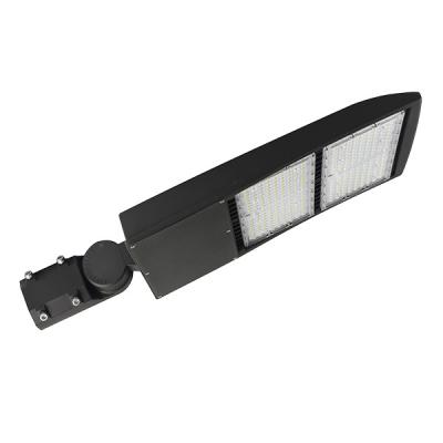 China Slip Fitter Mount 26000LM 200W 5000K LED Shoebox Light IP65 for sale