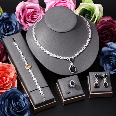 China CLASSIC Simple Exquisite Zircon Jewelry Set Bridal Wedding Accessories Dinner Jewelry Set for sale