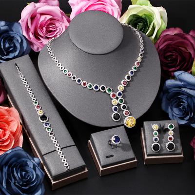 China Classic CLASSIC Diamond Jewelry Set Bridal Necklace Earrings Wedding Reception Zircon Jewelry Set for sale