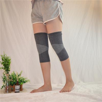 China Hot Selling Charcoal Knee Protector Cloth Eco-friendly Comfortable Soft Bamboo Material Hot Keeping Pad for sale