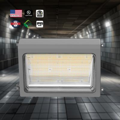 China 40W-120W IP65 Slim Led Wall Pack Light Para áreas de estacionamento Entradas de carregamento docas e caminhos à venda