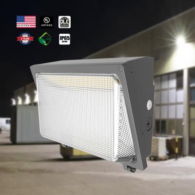 China OEM FCC UL 30W-120W LED Wall Pack Light 140lm/W 3CCT Ajustável para caminho de docas de carga à venda