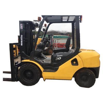 China Low Fuel Consumption Hot Selling 2019 Years Battery Start Forklift Used 3.0 Ton Factory Supply Japan Forklift FD30 Diesel Komatsu Forklift for sale