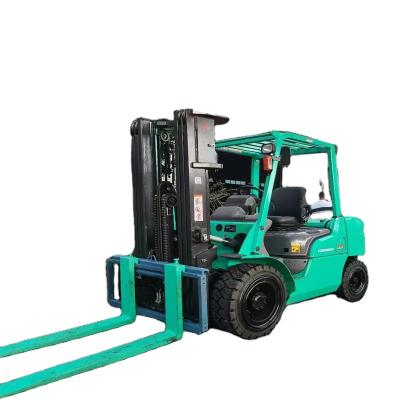 China Hotels Selling New Mitsubishi Universal Type 3 Ton Convenient Lift Forklift for sale