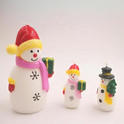 China Eco-Friendky China Factory High Quality Paraffin Wax Snowman Candles For Christmas Party Festival Candles for sale