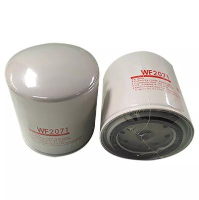 China Filtro de agua de refrigeración para motores diesel de tractores WF2071 P552071 para ODM OEM OBM Services en venta