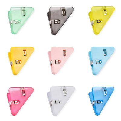 China New Plastic Triangle Paper Clips Plastic Corner Clip Binder for Office and School for sale