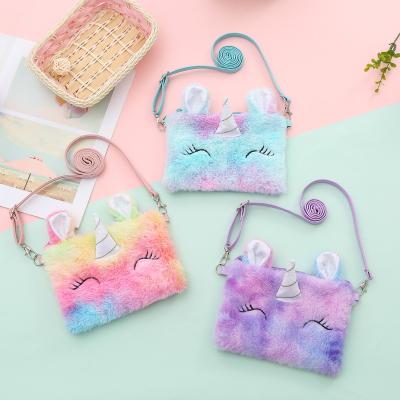 China 2021 Winter Warm Faux Fur Bags Kids RFID Clip Girls Unicorn Plush Bag Crossbody With Strap for sale