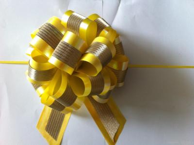 Cina L'arco di plastica del nastro di Pom Pom della stella per la decorazione di festa/presente di scintillio si piega in vendita