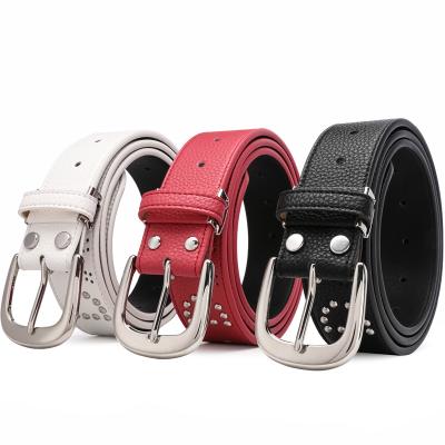 China Comfortable Mens and Womens Golf Sports Belt White/Red/Black PU Leather Pin Buckle Belt with Alloy Letter Rivet for sale