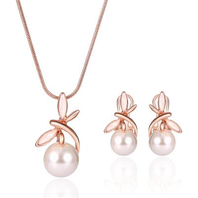 China TRENDY Fashion Jewelry Gold Pearl Jewelry Set Earring Necklace Set Bridal Wedding Jewelry Set for sale