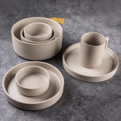 China Korea Style Sustainable Factory Stocked Home / Hotel / Restaurant High Quality Ceramic Khaki Glazed Dinnerware Set for sale