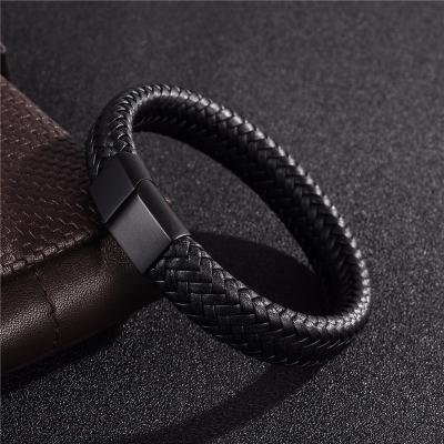 China FASHIONABLE High Quality Braided Bracelet Weave Hand Chain Magnet Custom Leather Bracelet For Men's Gift for sale