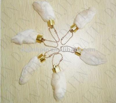 China Natural Rabbit Feet Rabbit Foot Key Chain for sale