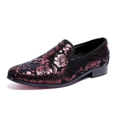 China Fashion Trend Mens Upper Slip On Low Top Style Floral Print Loafer Genuine Leather Shoes For Men Flat Block Heel for sale