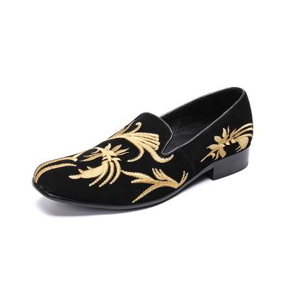 China Fashion Trend Mens Flat Heel Slip On Style Floral Embroidery Leather Top Low Pointed Toe Loafer Shoes For Men for sale