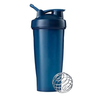 China 2022 Sustainable Food Protein Shaker 600ml Sport Water Bottle Ready Running Milk Shaker With Handle And Blender Ball for sale