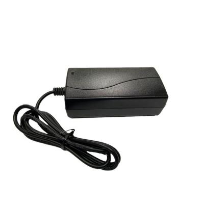 China UniversalÂ  Battery charger office black universal charger for power tool made in China for sale