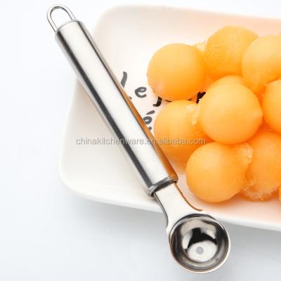 China Sustainable Beaten Wholesale Quality Kitchen Tools Accessories Stainless Steel Fruit Spoon / Fruit Scoop for sale