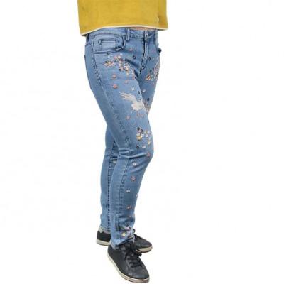 China 2021 softness fashion spring flower and bird embroiderygirl skinny blue jeans for women for sale