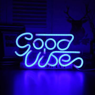 China 27.5 * 15cm Custom Blue Good Vibes Neon Sign para decoración de la pared del dormitorio Iluminación con USB en venta