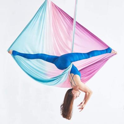 China High Tensile Nylon Premium Aerial Hammock Set 5.5 Yards 5Mx2.8M Nylon 40D Gradient Aerial Yoga Hammock Include Daisy Chain Carabiner for sale