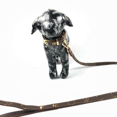 China 2021 Brand Classic Stocked Classic PU Dog Cat Traction Rope Collar And Leash Set Designer Pet Collar for sale