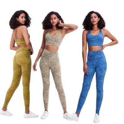 China OEM Best Selling Breathable Gym Yoga Clothes Fitness Yoga Wear Snakeskin Crop Top Women's Yoga Clothing Set for sale