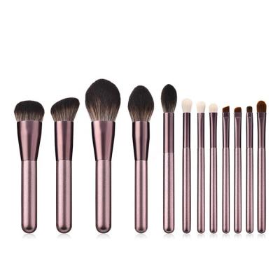 China Professional Beginner 12 Pcs Purple Shaving/Makeup Brush Set Brushes Wooden Handle Eyeshadow Foundation Powder Make Up Brush for sale