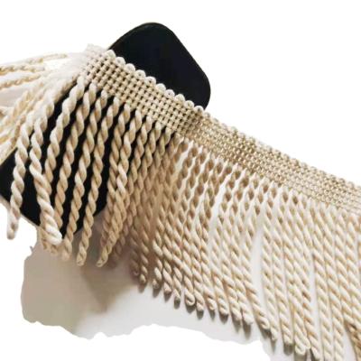 China Traditional STRAW BEACH UMBRELLA WITH COTTON INGOT FRINGE TASSLE TRIM for sale