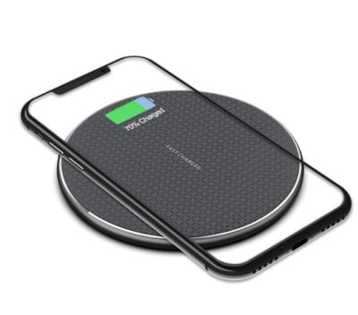 China New Hot Selling Qi Radio Pad 10W Mobile Phone Qi Fast Charging Wireless Charger for sale