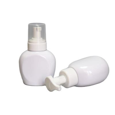 China Hot Selling Cosmetic White Bottle Shampoo 250ml Hand Sanitizer Bottle Plastic Pump Bottle With Pump Cap for sale