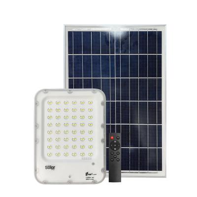 China Solar Flood Light 200W IP66 LED Floodfight Garden Lamp High Power Energy Saving Outdoor Solar Light for sale