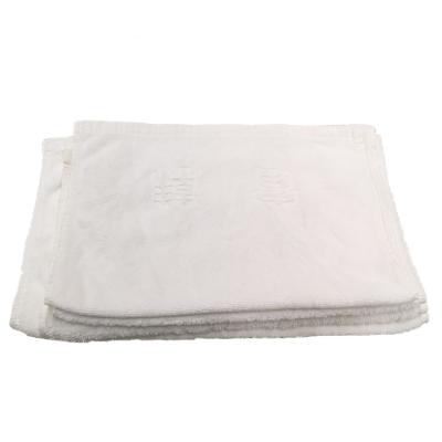 China Have Strong Oil And Water Absorbency Used To Industrial Cleaning White Rags Towel 100% Cotton Textile Waste for sale