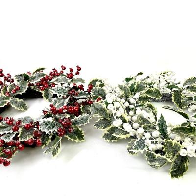 China Artificial Line Ring Berry Wreath Handmade Christmas Wreath Green Plant Garland Decoration Wholesale Natural Vine Decoration for sale