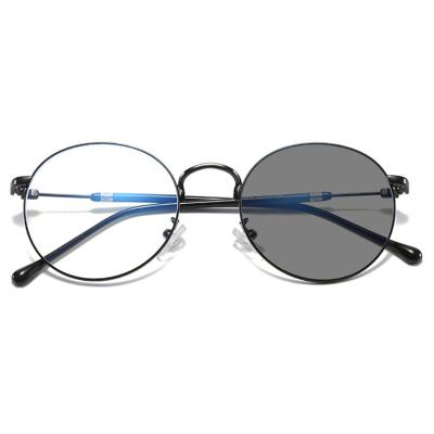 China Blue Light Blocking Classic Photochromic Glass Frames Optical Frames Custom Photochromic Optical Frames for sale