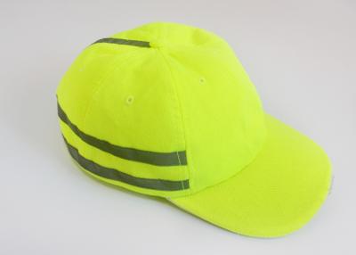 China Hola ropa verde del sombrero de béisbol de la seguridad del tejido de poliester de la fuerza con la luz del LED en venta