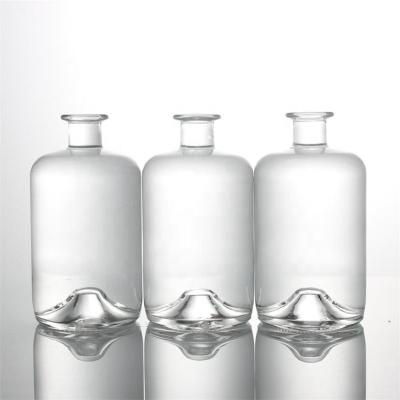 China Beverage Liquor Wine Storage Customized Style 1l Recycled Empty Glass Bottleeglass 500ml 750ml Wine Liquor Bottles for sale