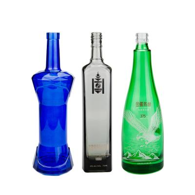 China High 350ml 550ml 750ml Small Liquor Wine Storage Olive Oil Water Liquor Glass Colored Clear Frosted Bottle for sale