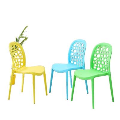 China Modern Dining Chair Plastic Comfortable Cheap Restaurant Stackable Chair for sale