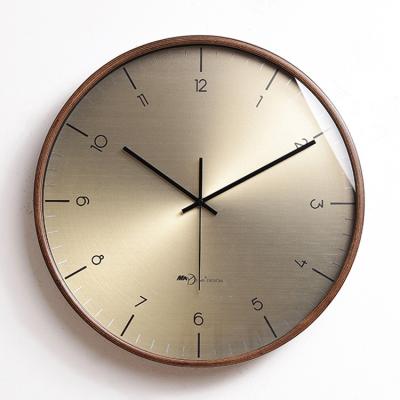 China Modern Large Antique Style Wall Clock Wood Round Face Home Hotel Luxury Custom Aluminum Printing Decoration for sale