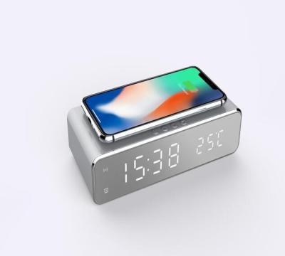 China Class New Design Custom Logo Sound Control Fancy Temperature 5W/10W Modern Wireless Charger Led Cube Alarm Clock for sale